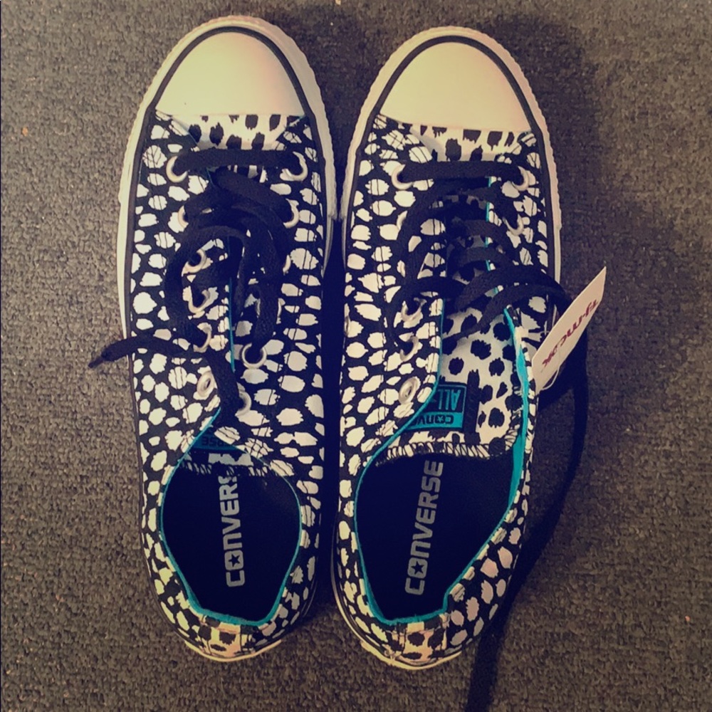 Size 9 Women All Star Converse